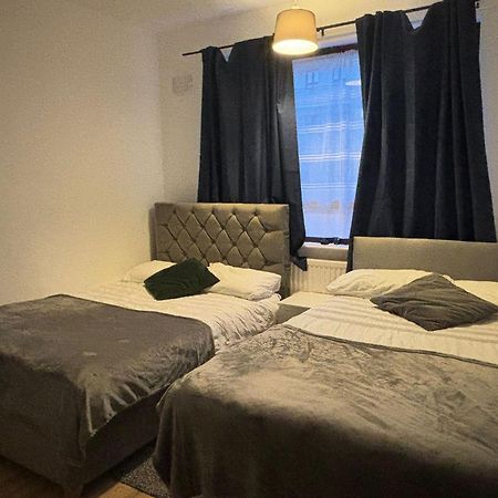 Fleetway Private Quadraple Room In Central Londyn Zewnętrze zdjęcie